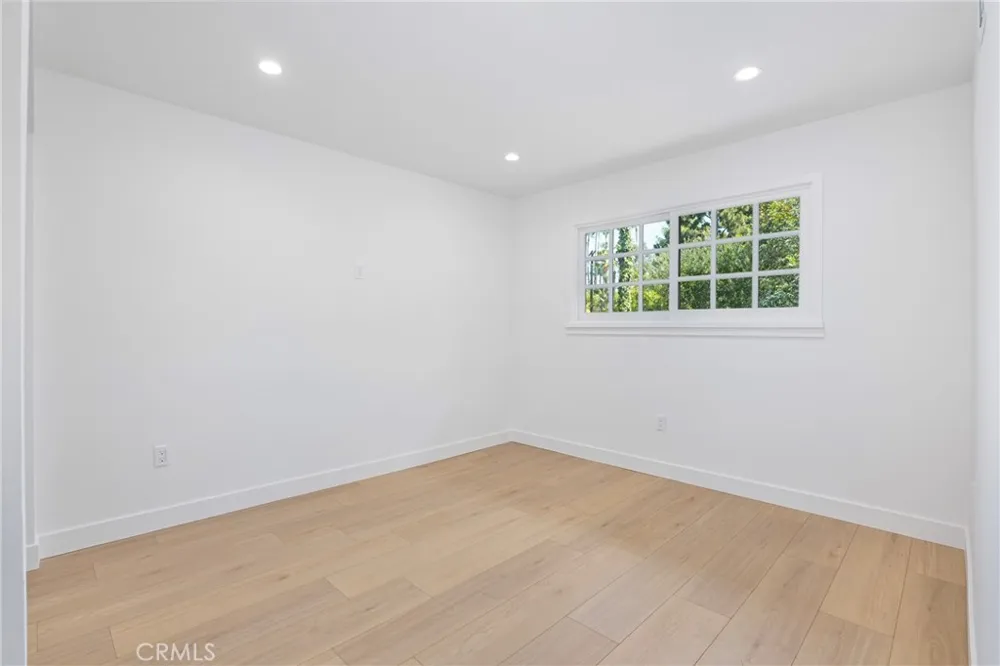 20225 Allentown Drive Woodland Hills, CA 91364