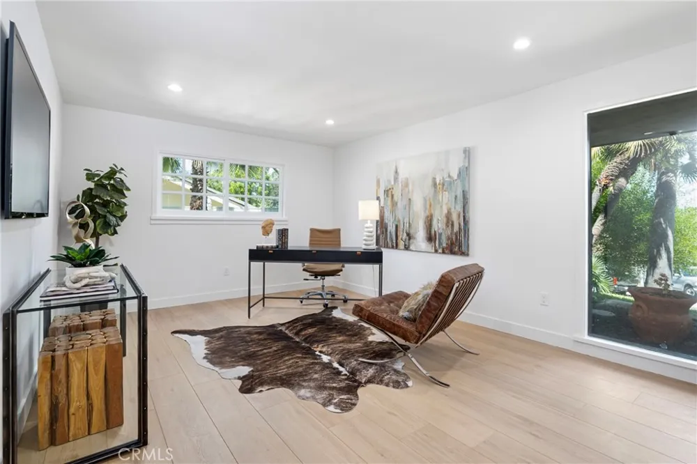 20225 Allentown Drive Woodland Hills, CA 91364