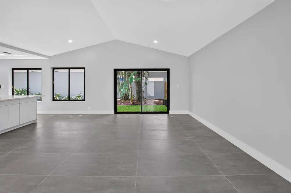 905 NW 21ST WAY Delray Beach, FL 33445