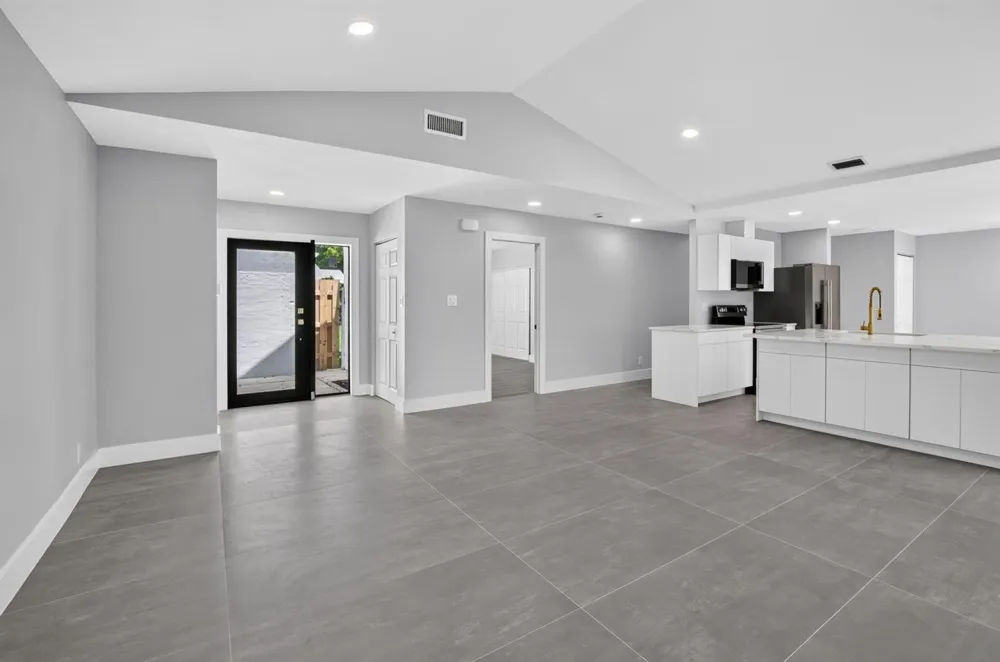 905 NW 21ST WAY Delray Beach, FL 33445