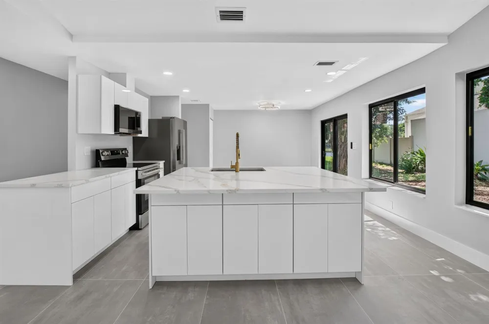 905 NW 21ST WAY Delray Beach, FL 33445