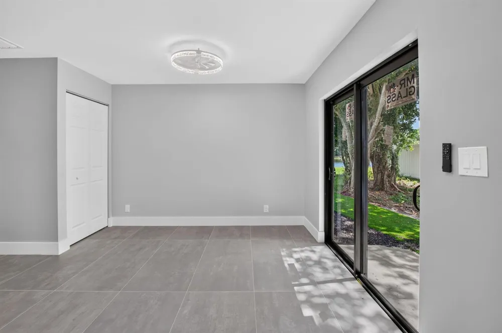 905 NW 21ST WAY Delray Beach, FL 33445