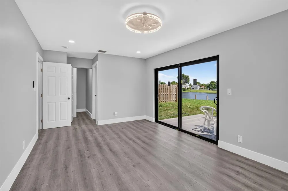 905 NW 21ST WAY Delray Beach, FL 33445