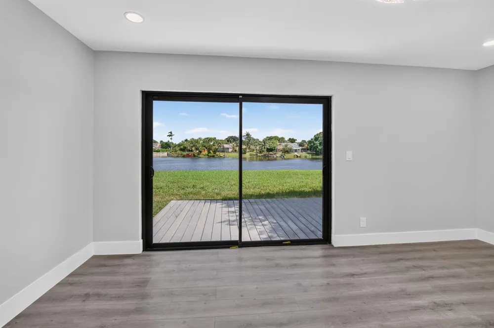 905 NW 21ST WAY Delray Beach, FL 33445