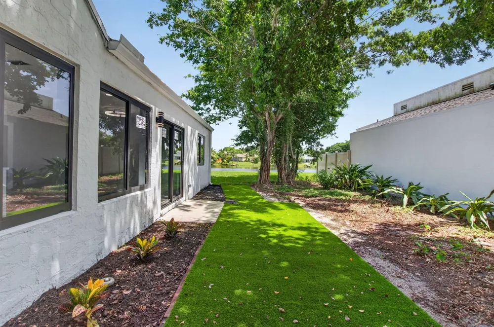 905 NW 21ST WAY Delray Beach, FL 33445