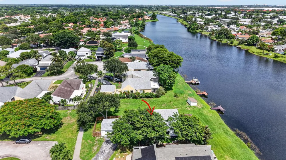 905 NW 21ST WAY Delray Beach, FL 33445