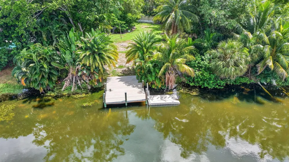 905 NW 21ST WAY Delray Beach, FL 33445