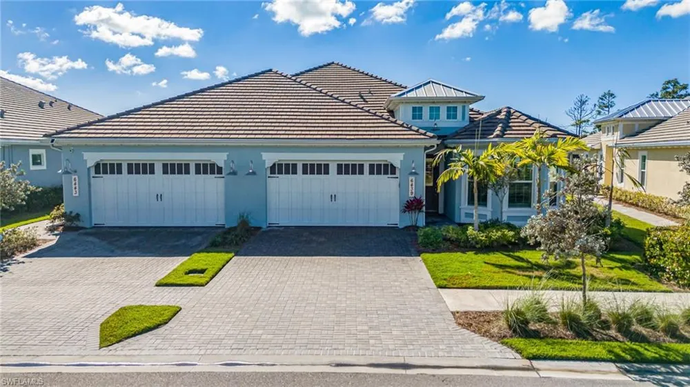 6439 Negril Isle Drive Naples, FL 34113