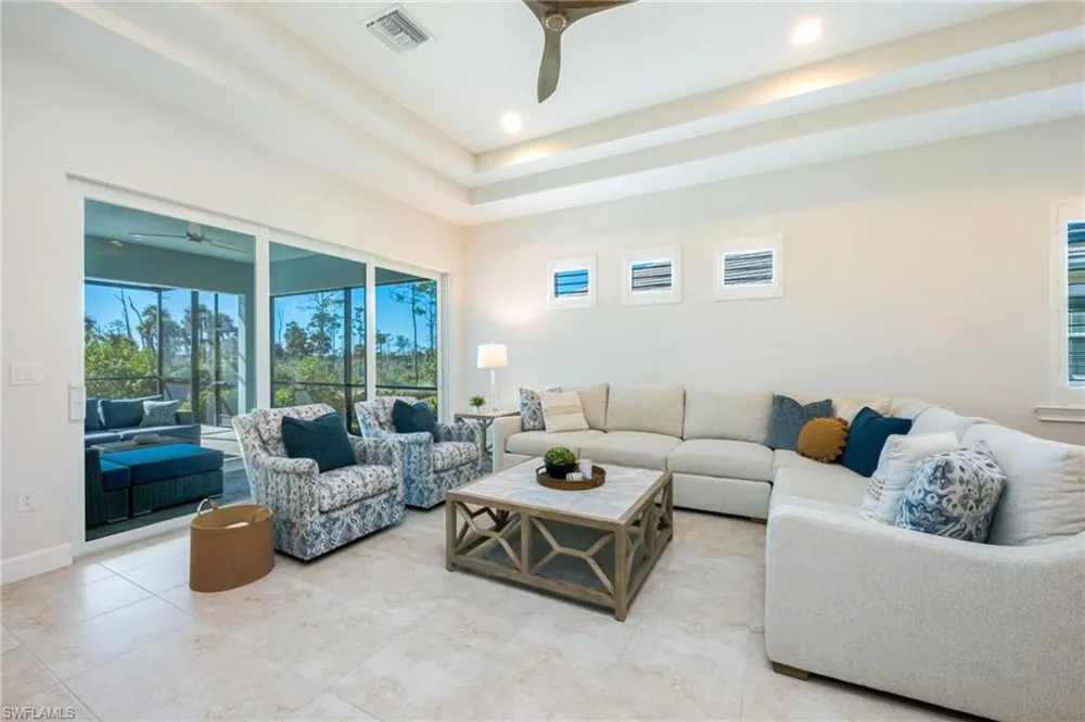 6439 Negril Isle Drive Naples, FL 34113