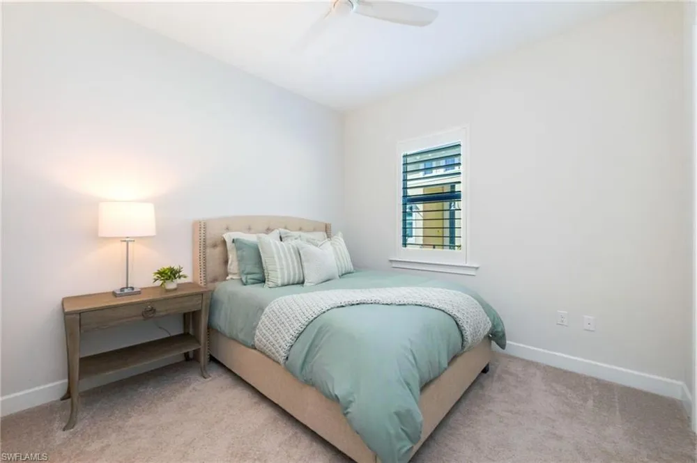 6439 Negril Isle Drive Naples, FL 34113