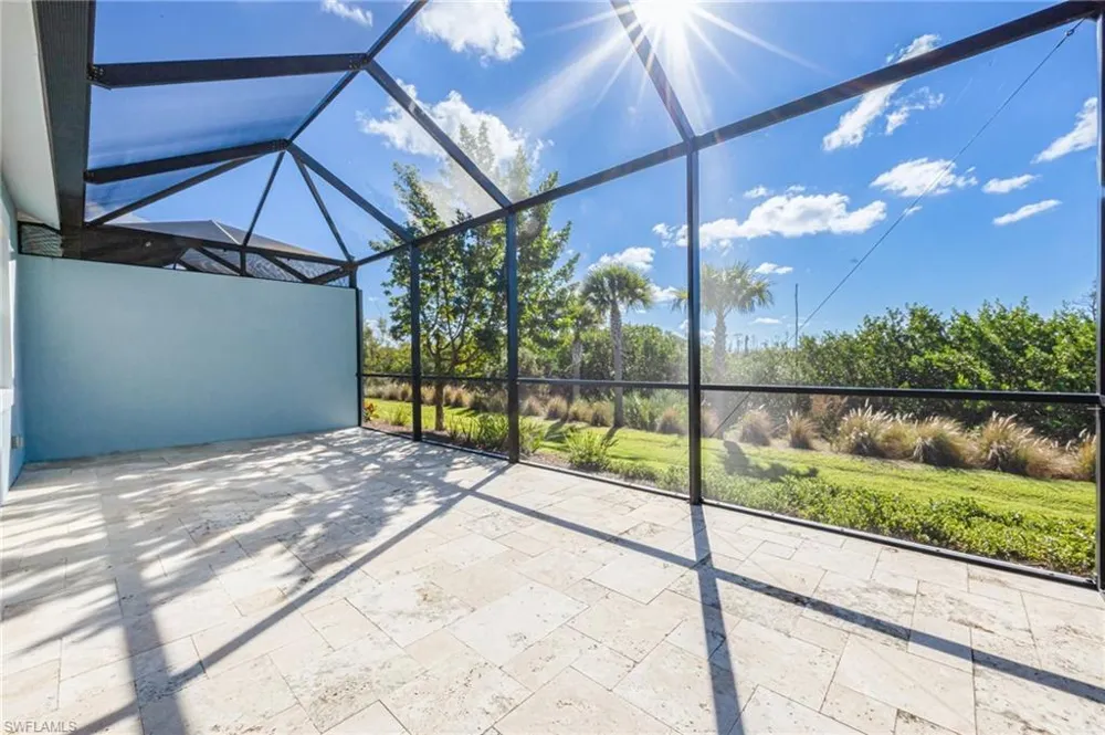 6439 Negril Isle Drive Naples, FL 34113