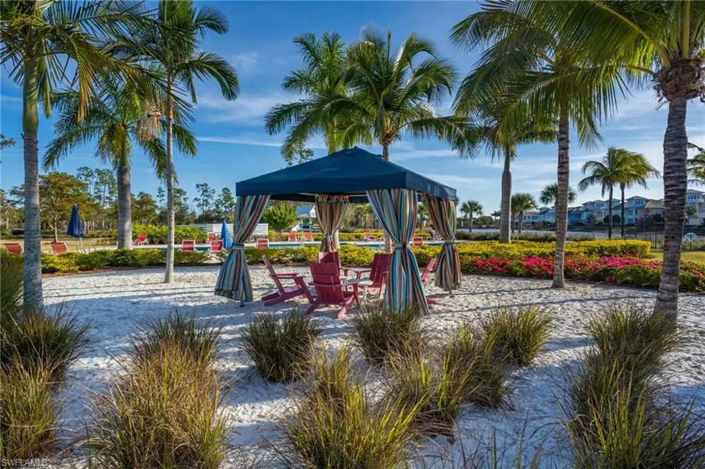 6439 Negril Isle Drive Naples, FL 34113