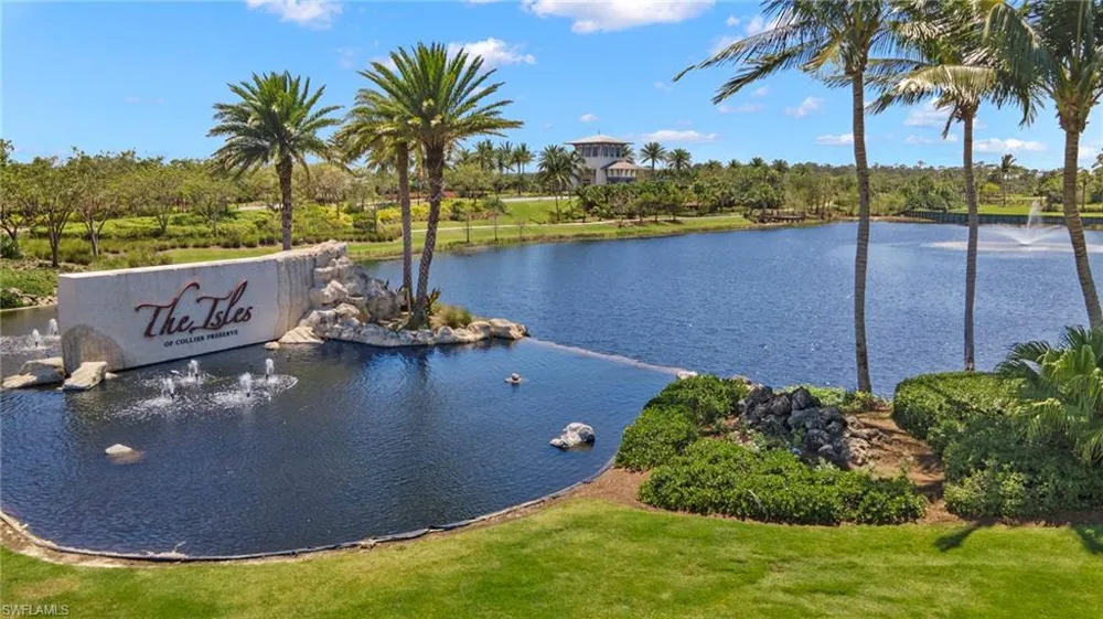 6439 Negril Isle Drive Naples, FL 34113