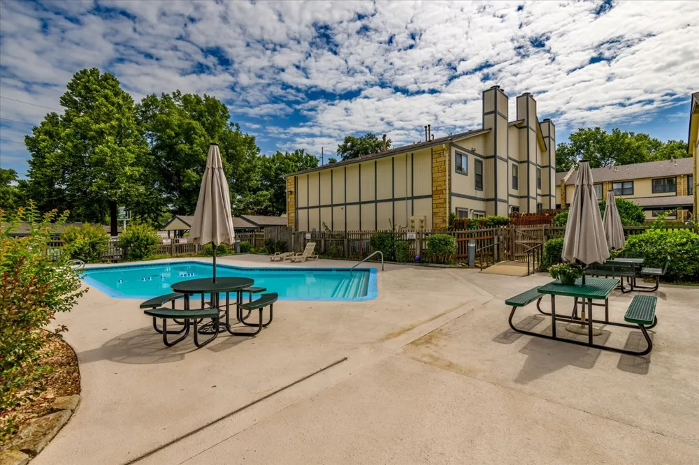 5255 Nowata Road #K102 Bartlesville, OK 74006