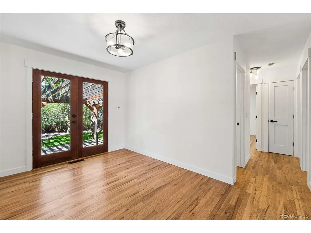 3155 Dartmouth Avenue Boulder, CO 80305