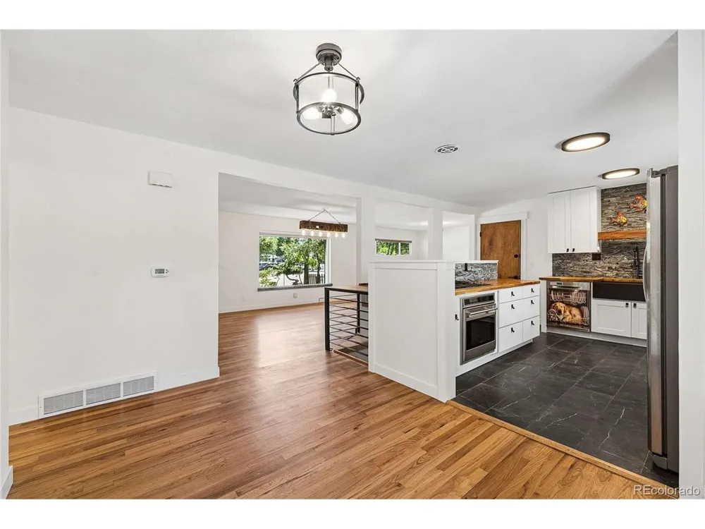 3155 Dartmouth Avenue Boulder, CO 80305