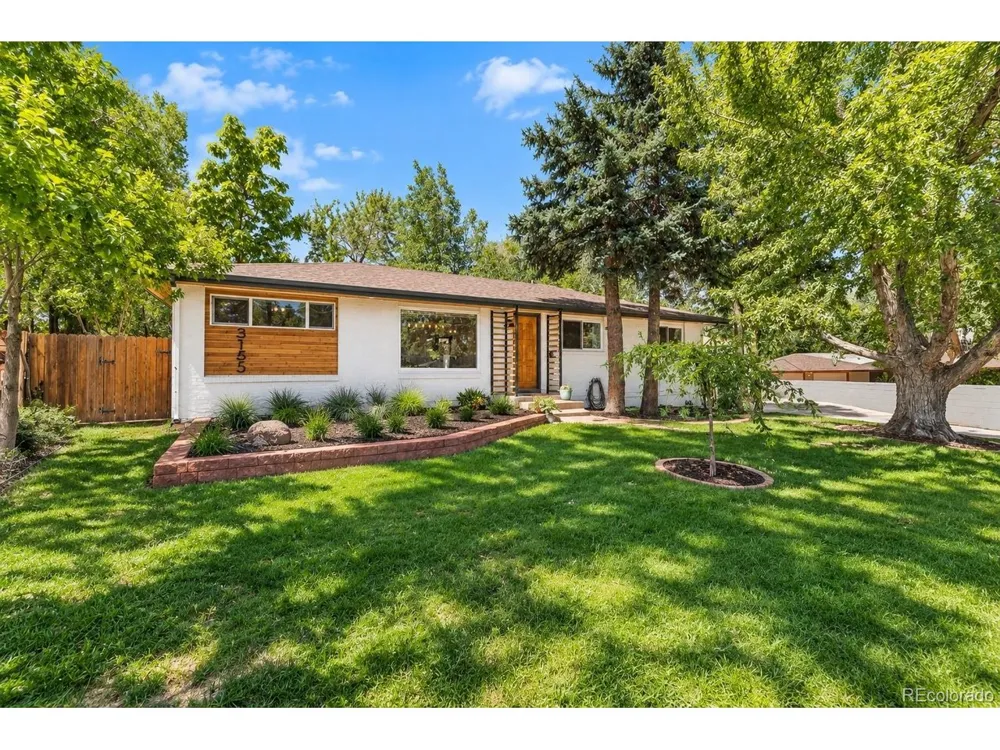 3155 Dartmouth Avenue Boulder, CO 80305