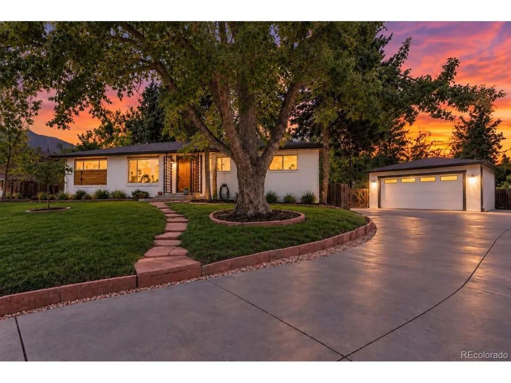 3155 Dartmouth Avenue Boulder, CO 80305