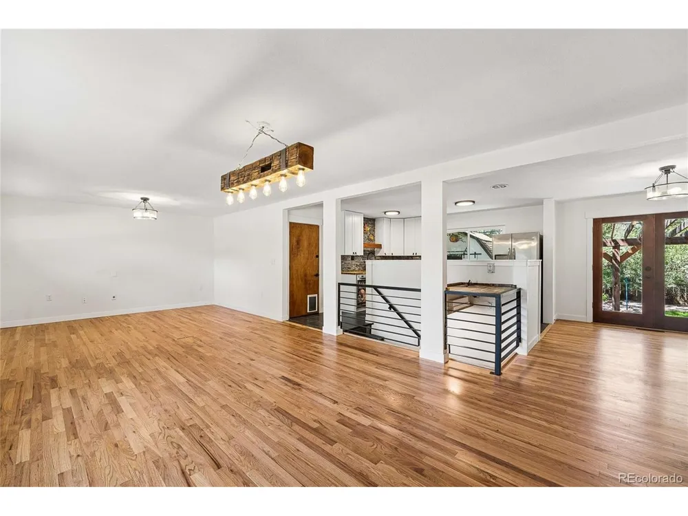 3155 Dartmouth Avenue Boulder, CO 80305
