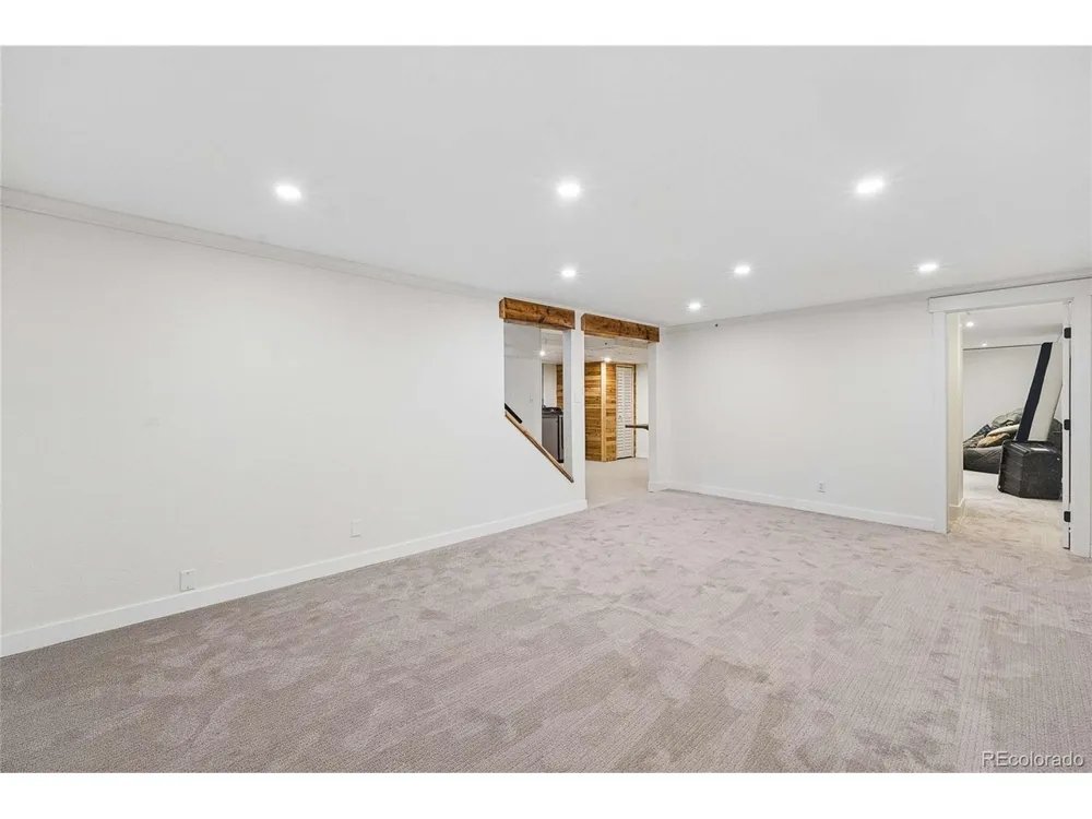3155 Dartmouth Avenue Boulder, CO 80305