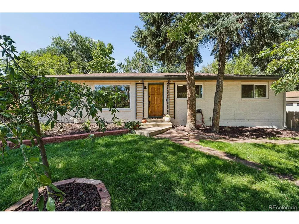 3155 Dartmouth Avenue Boulder, CO 80305