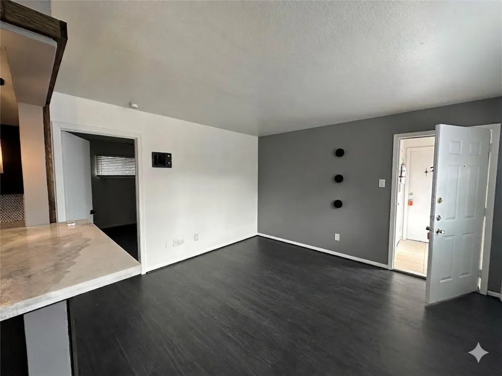 1906 Binz Street #1 Houston, TX 77004