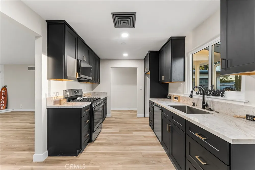 45020 Lorimer Lancaster, CA 93534