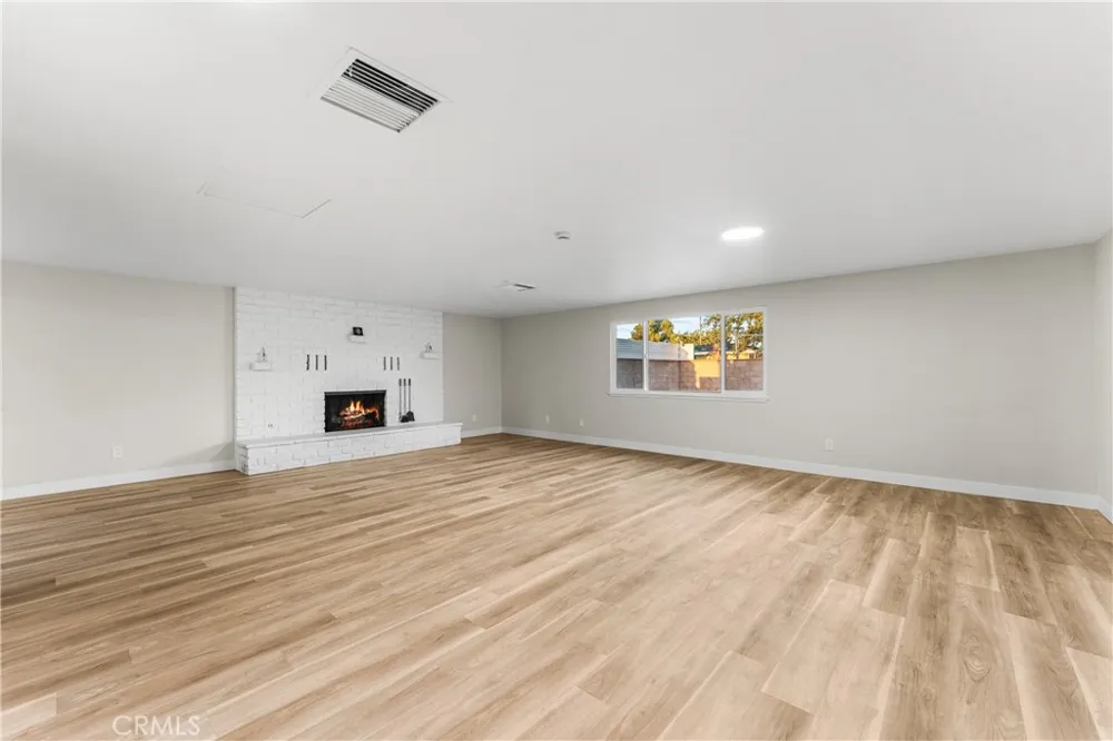 45020 Lorimer Lancaster, CA 93534