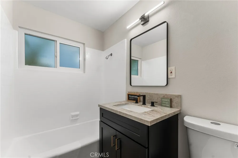 45020 Lorimer Lancaster, CA 93534