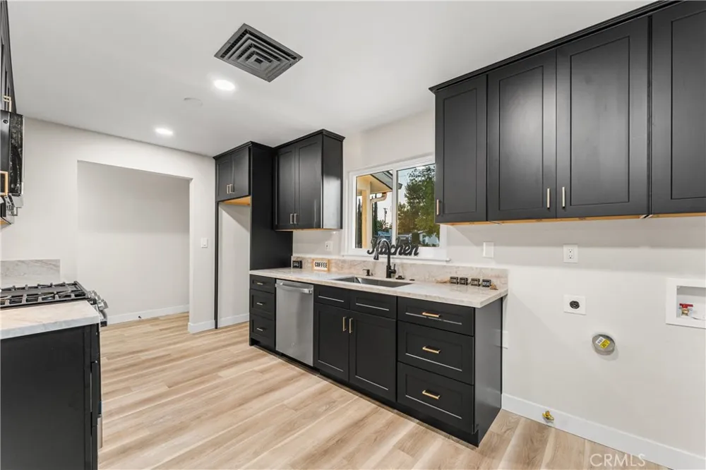 45020 Lorimer Lancaster, CA 93534