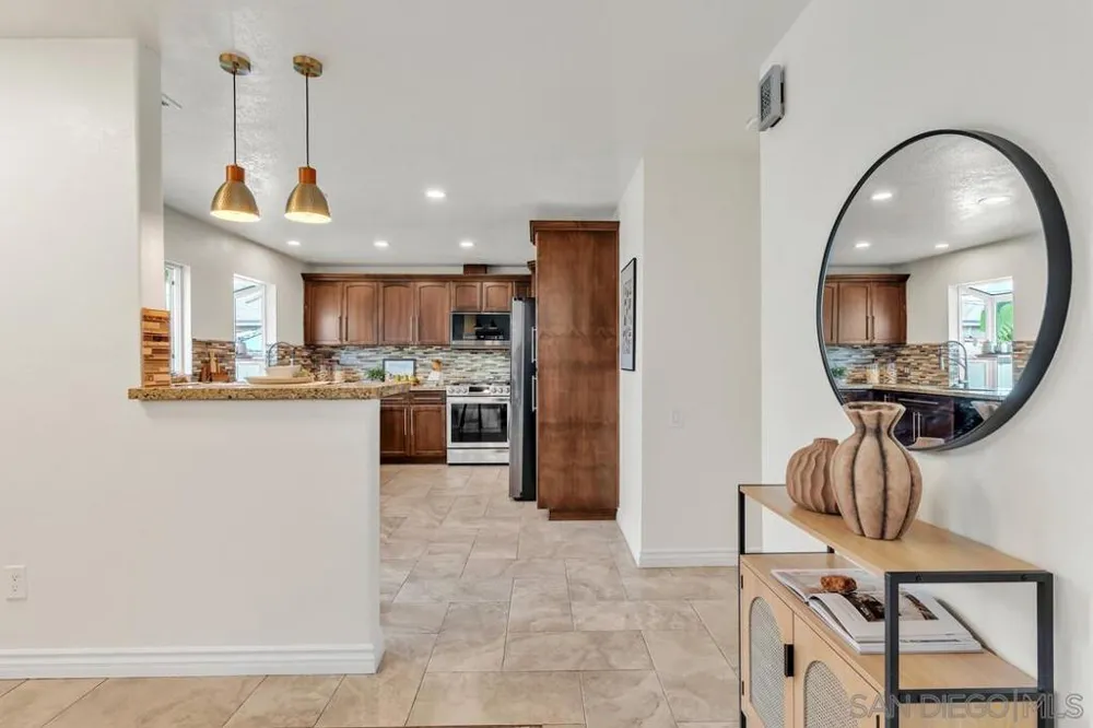 370 Wisconsin Ave El Cajon, CA 92020