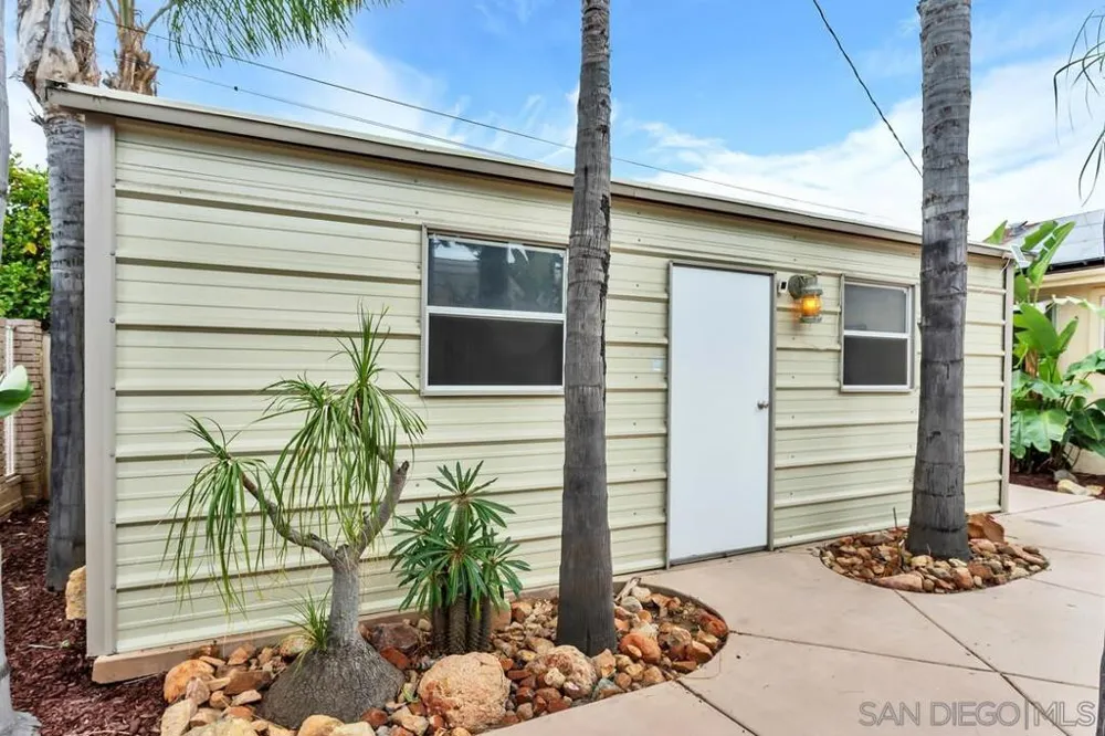 370 Wisconsin Ave El Cajon, CA 92020