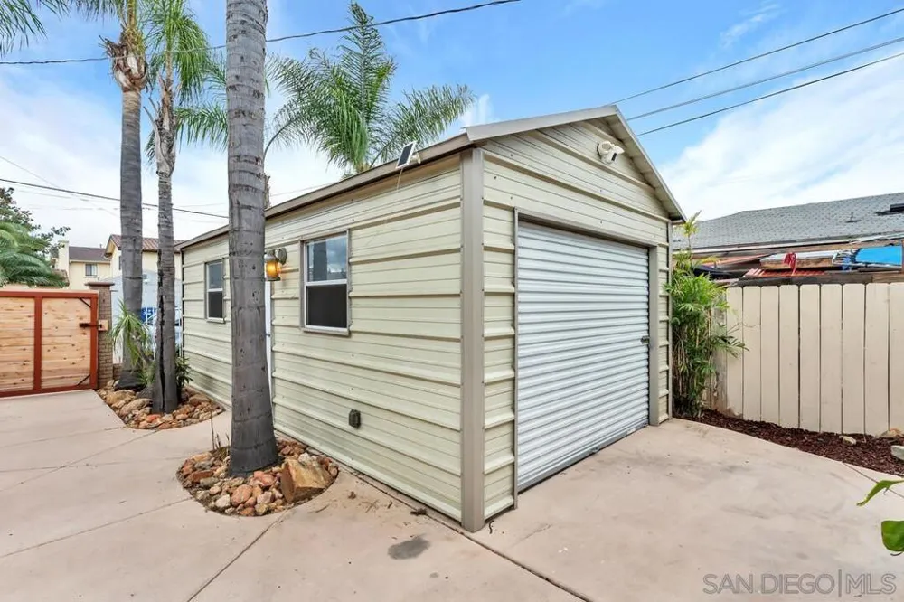 370 Wisconsin Ave El Cajon, CA 92020