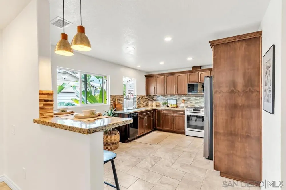 370 Wisconsin Ave El Cajon, CA 92020