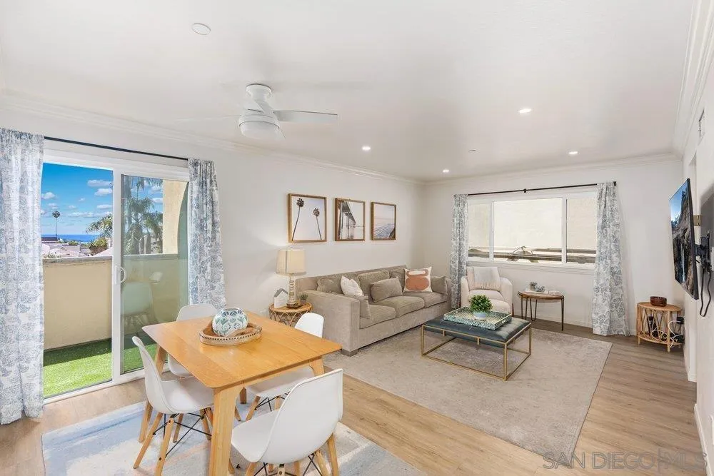 7509 Draper #210 La Jolla, CA 92037