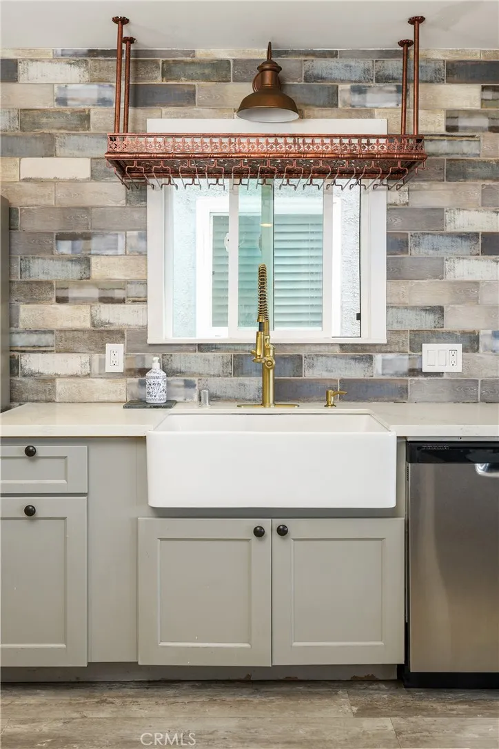 2214 W Oceanfront #A Newport Beach, CA 92663