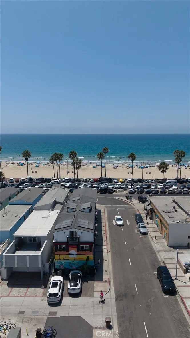 2214 W Oceanfront #A Newport Beach, CA 92663