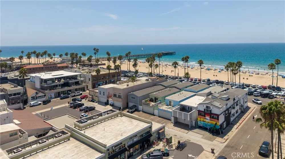 2214 W Oceanfront #A Newport Beach, CA 92663