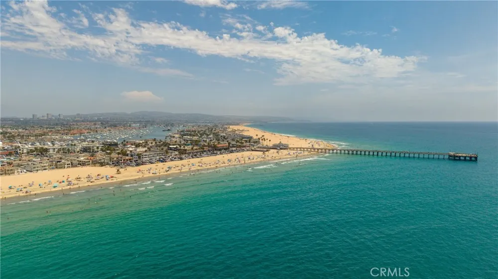 2214 W Oceanfront #A Newport Beach, CA 92663