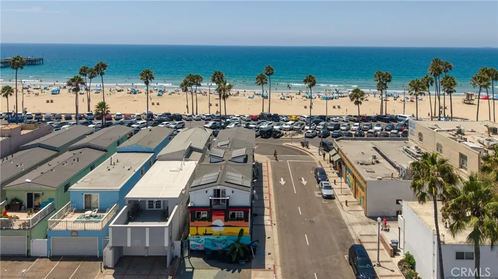 2214 W Oceanfront #A Newport Beach, CA 92663