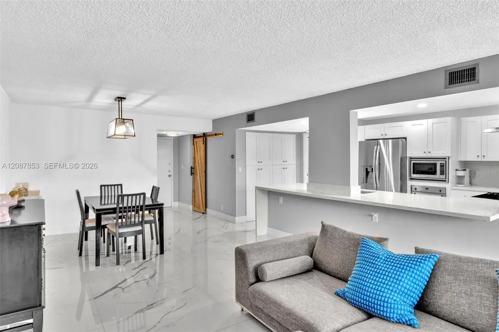 1000 Parkview Dr #329 Hallandale Beach, FL 33009