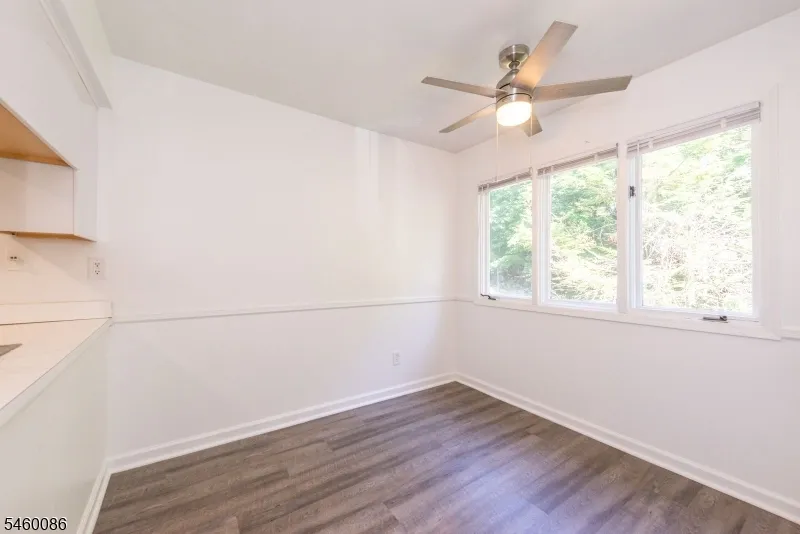 5 VILLAGE WAY UNIT D-6 #D-6 Unit D-6 Vernon, NJ 07462