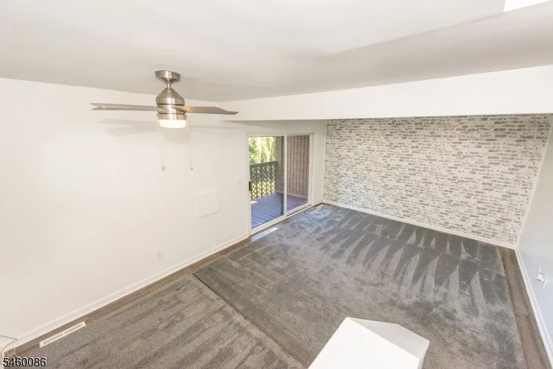 5 VILLAGE WAY UNIT D-6 #D-6 Unit D-6 Vernon, NJ 07462