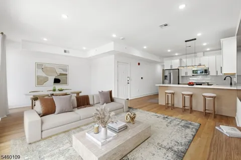 1001 Summit Ave #3 Unit 3