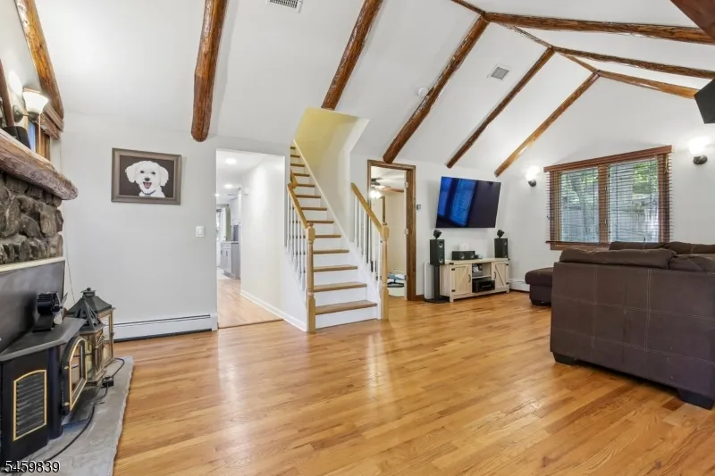 2 Whaleback Waddy Denville, NJ 07834