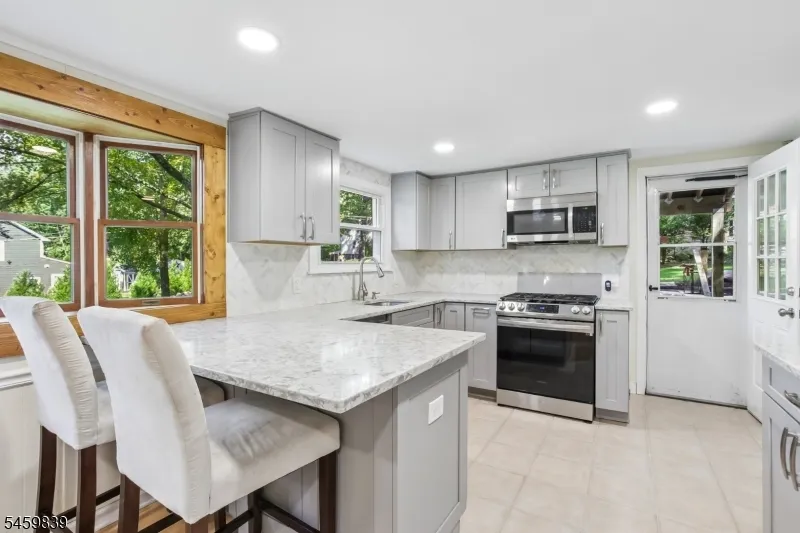 2 Whaleback Waddy Denville, NJ 07834