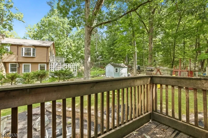 2 Whaleback Waddy Denville, NJ 07834