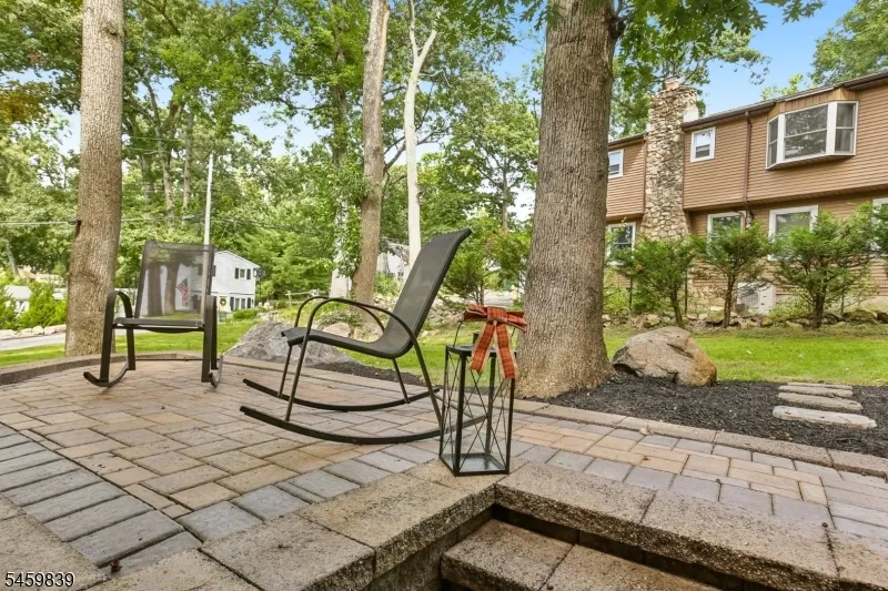 2 Whaleback Waddy Denville, NJ 07834
