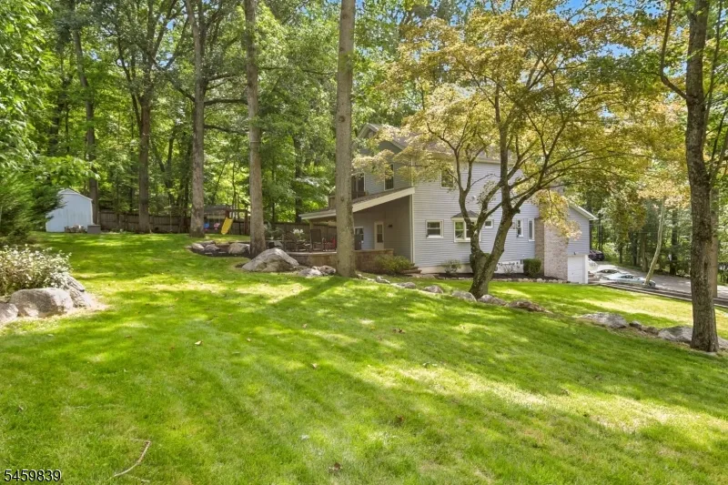 2 Whaleback Waddy Denville, NJ 07834