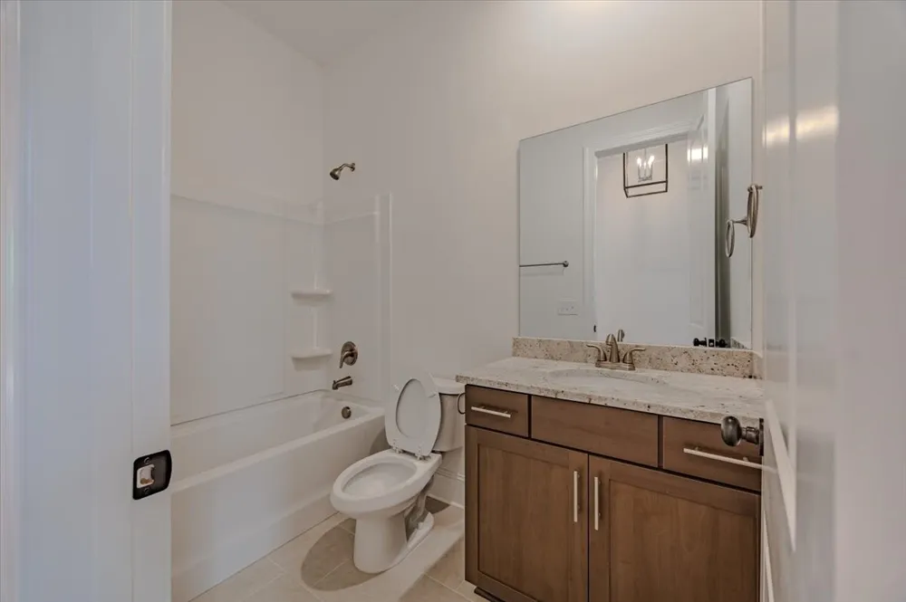 193 FUJI APPLE LN Murfreesboro, TN 37128